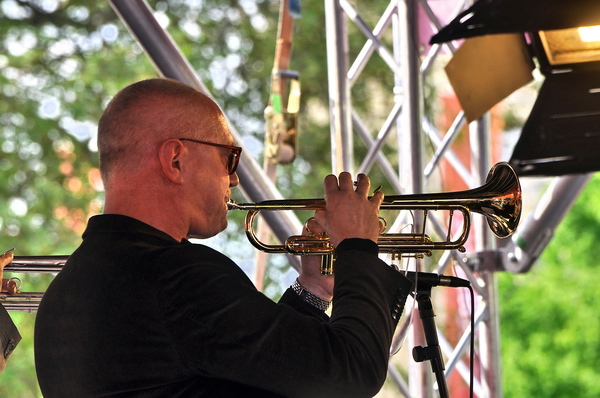 Swinging2012   180.jpg